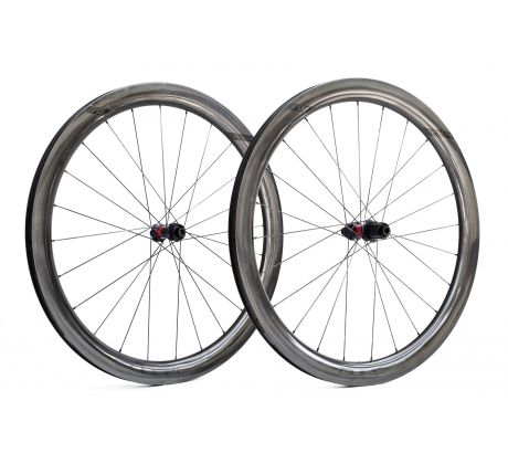 all-road karbonové výplety DUKE Baccara X 48/DT SWISS 240 New/SAPIM CX-Ray 1.340 g disc