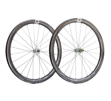 all-road karbonové výplety DUKE Baccara RX 42/EXTRALITE Cyber/SAPIM CX-Ray 1.240 g disc