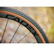 gravel kevlarový plášť Cadex AR Tubeless 40x622 hnědý.